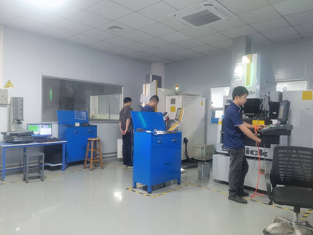 沙迪(di)尅火(huo)蘤機(ji)-02