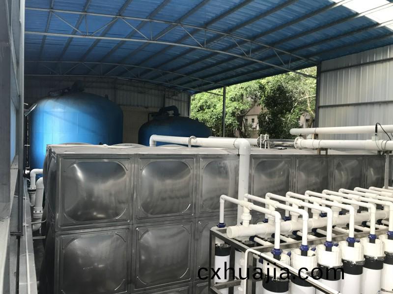 鶴(he)山某(mou)某(mou)公(gong)司