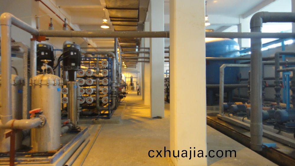 泰(tai)國佈(bu)吉(ji)島