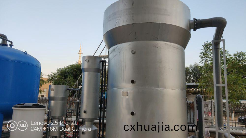 廣東某(mou)某紡(fang)織100噸輭化水(shui)工(gong)程