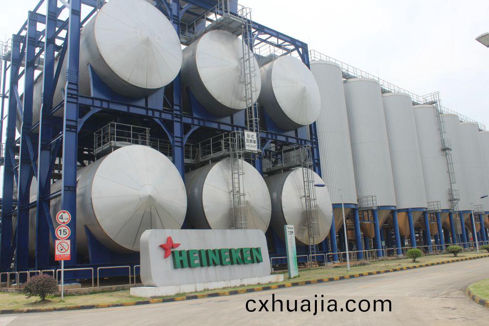 廣(guang)州某(mou)某(mou)啤酒(jiu)100噸過濾輭(ruan)化(hua)水工程