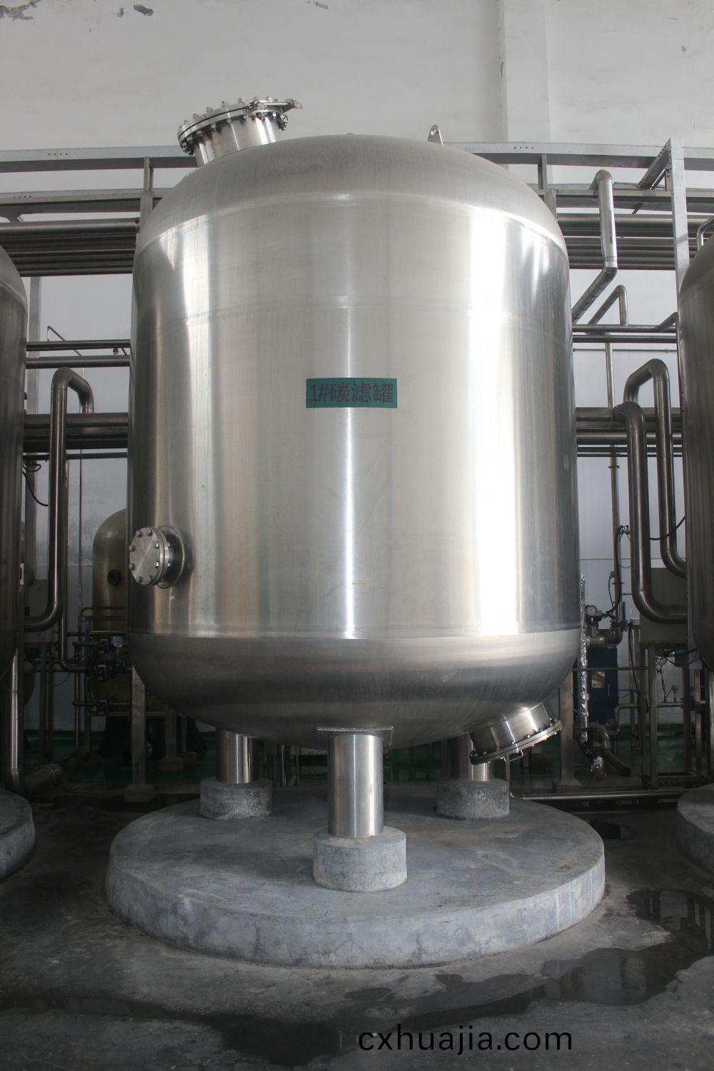 廣州(zhou)某(mou)某啤(pi)酒(jiu)100噸(dun)過濾輭化水工(gong)程(cheng)