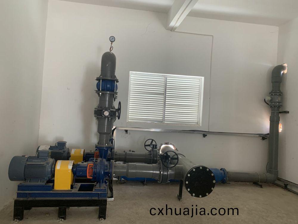 越(yue)南(nan)某(mou)某60噸(dun)輭化水(shui)工程(cheng)