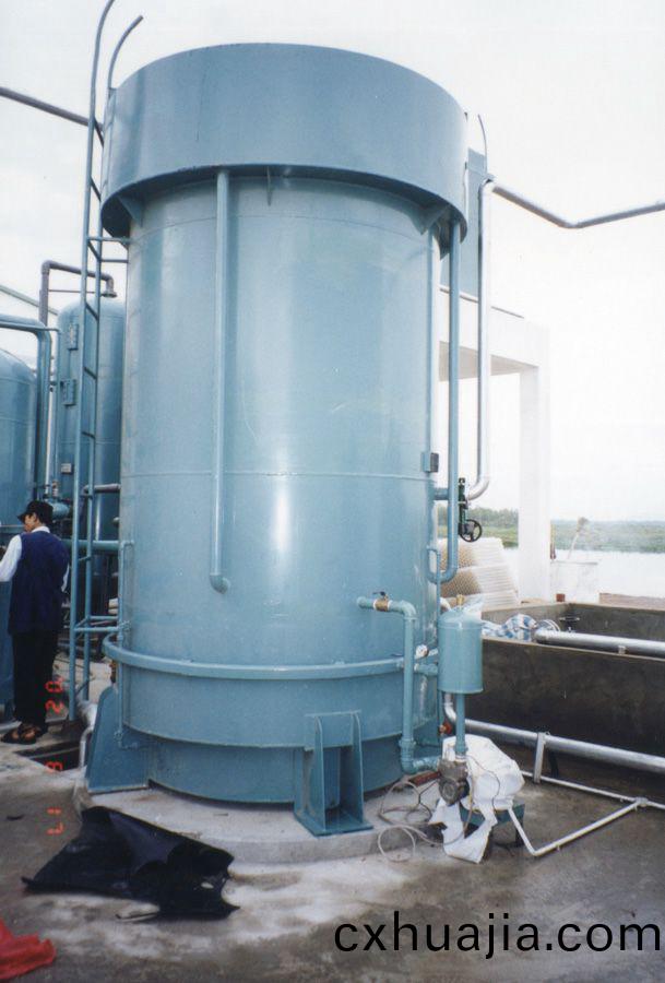 豎(shu)流式(shi)過濾器(qi)